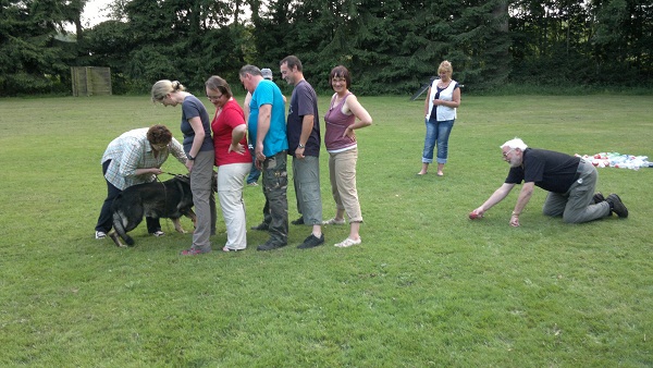 Beschreibung: Beschreibung: C:\SV OG Walkenried\Bilder Verhaltenstraining\2012-06-30-028.jpg